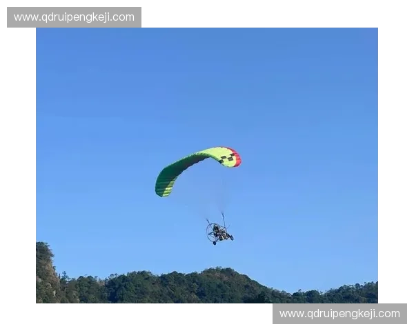 动力伞极限飞行体验与安全操作全解析指南