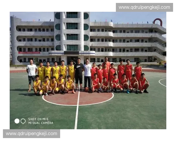 基于学生身心发展特点的体育课程创新与实施策略研究